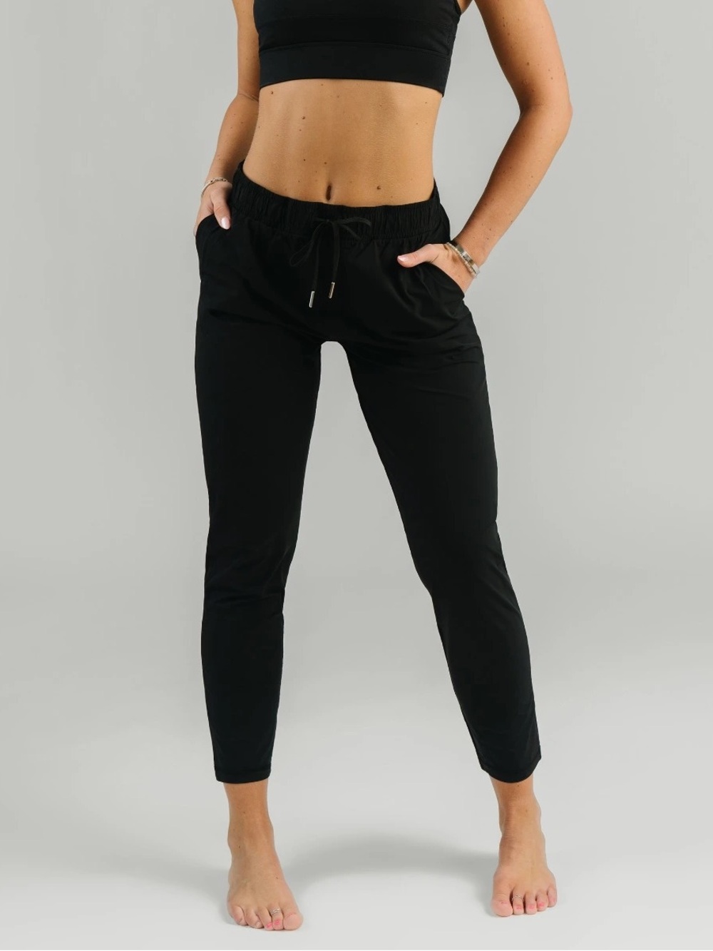 🖤 Zyia Black Everywhere Pants – New With Tags